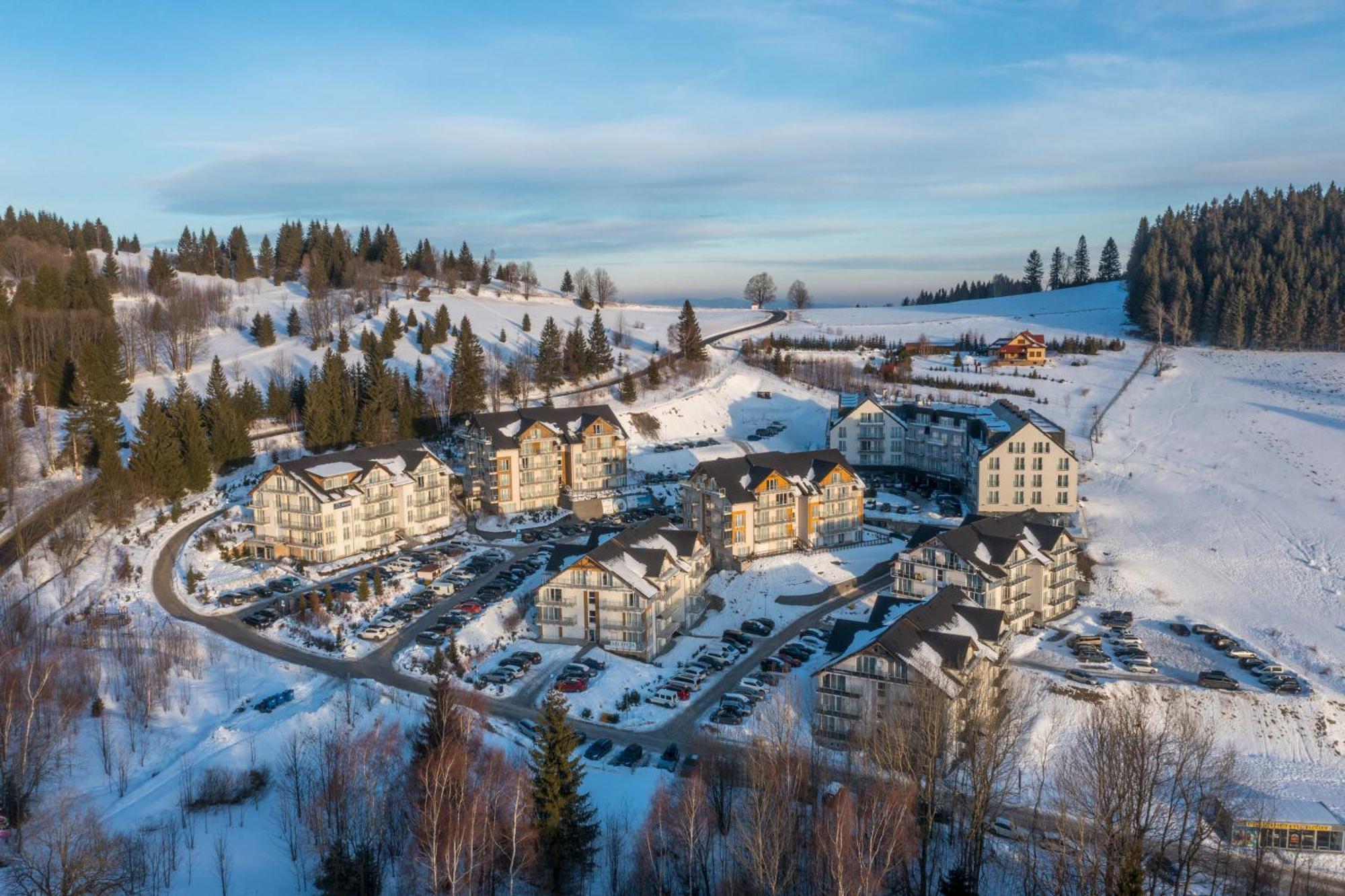 Aparthotel Apartamenty Czarna Gora 130 Сенна Экстерьер фото
